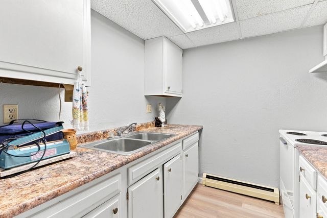 3209 Driftwood Dr., Manhattan, KS 66503