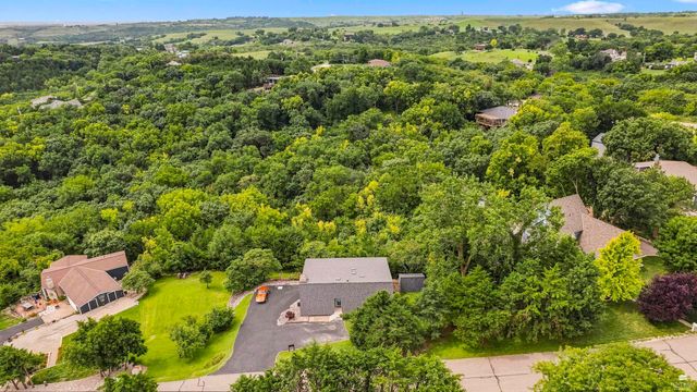 3209 Driftwood Dr., Manhattan, KS 66503