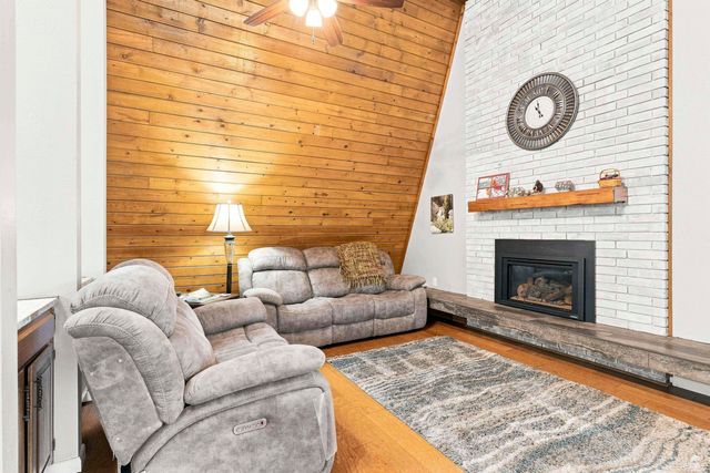 3209 Driftwood Dr., Manhattan, KS 66503