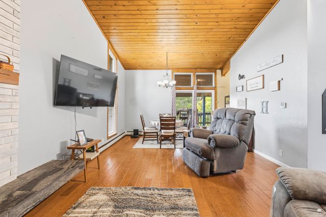3209 Driftwood Dr., Manhattan, KS 66503
