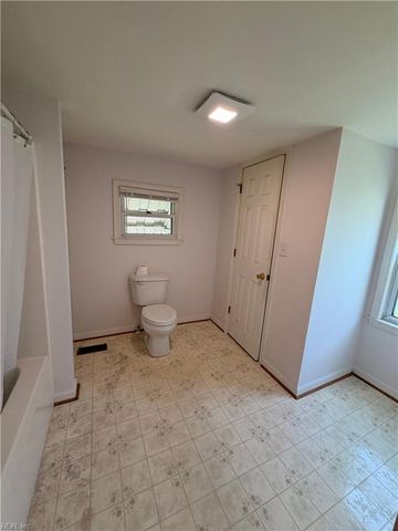 46 Langley ST, Poquoson, VA 23662
