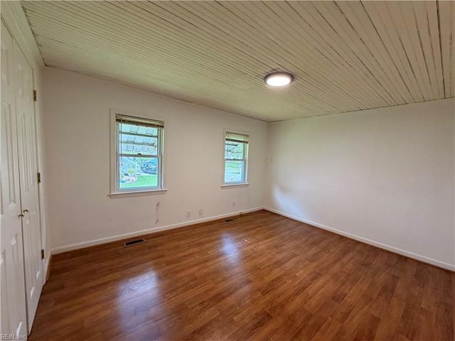 46 Langley ST, Poquoson, VA 23662