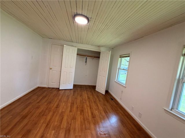 46 Langley ST, Poquoson, VA 23662