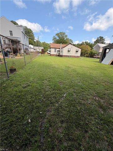 46 Langley ST, Poquoson, VA 23662