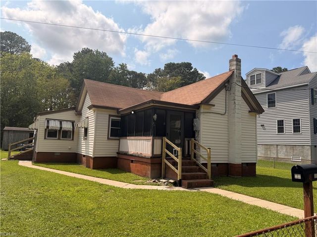 46 Langley ST, Poquoson, VA 23662