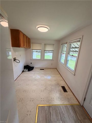46 Langley ST, Poquoson, VA 23662