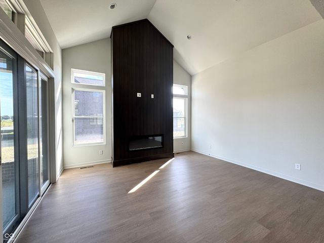 17312 Newton Main Street, Westfield, IN 46074