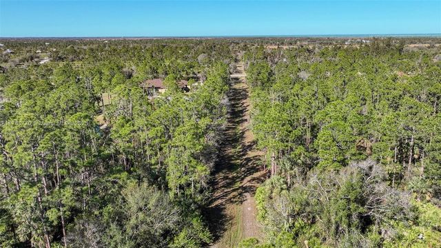 27049 Seeger Dr, Punta Gorda, FL 33955