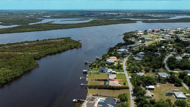 27049 Seeger Dr, Punta Gorda, FL 33955
