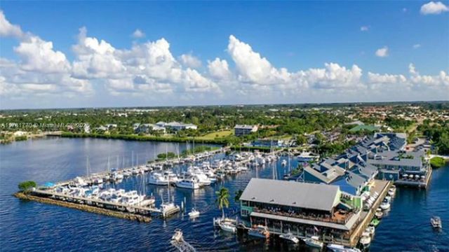 27049 Seeger Dr, Punta Gorda, FL 33955