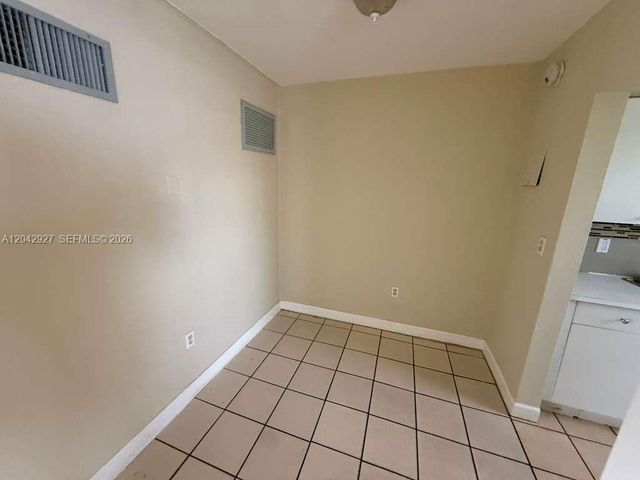1255 W 49th Place H202, Hialeah, FL 33012