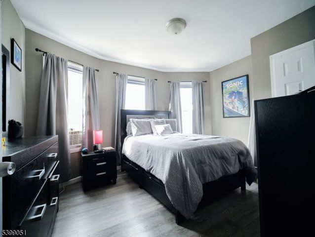 161 N 9th St, Paterson City, NJ 07522