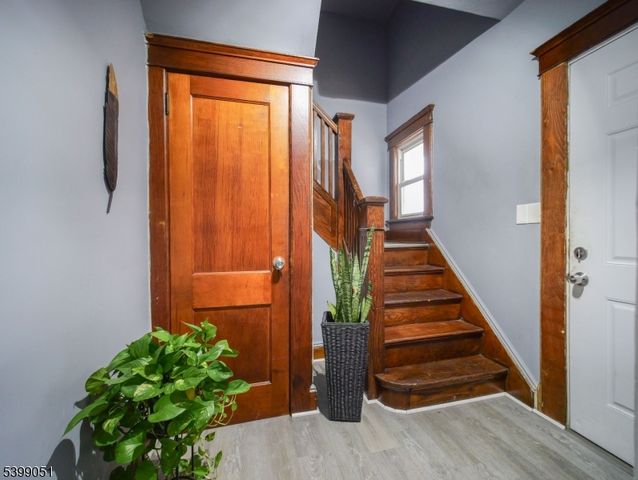 161 N 9th St, Paterson City, NJ 07522