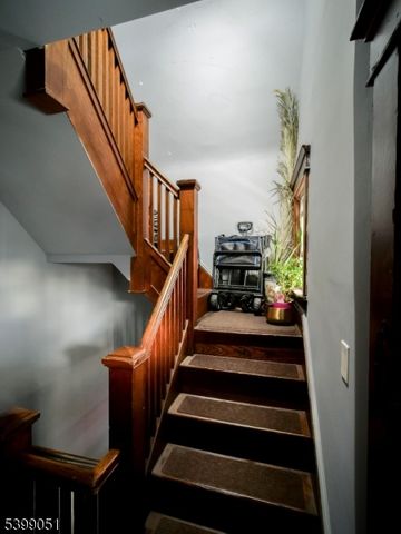 161 N 9th St, Paterson City, NJ 07522