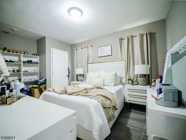 161 N 9th St, Paterson City, NJ 07522