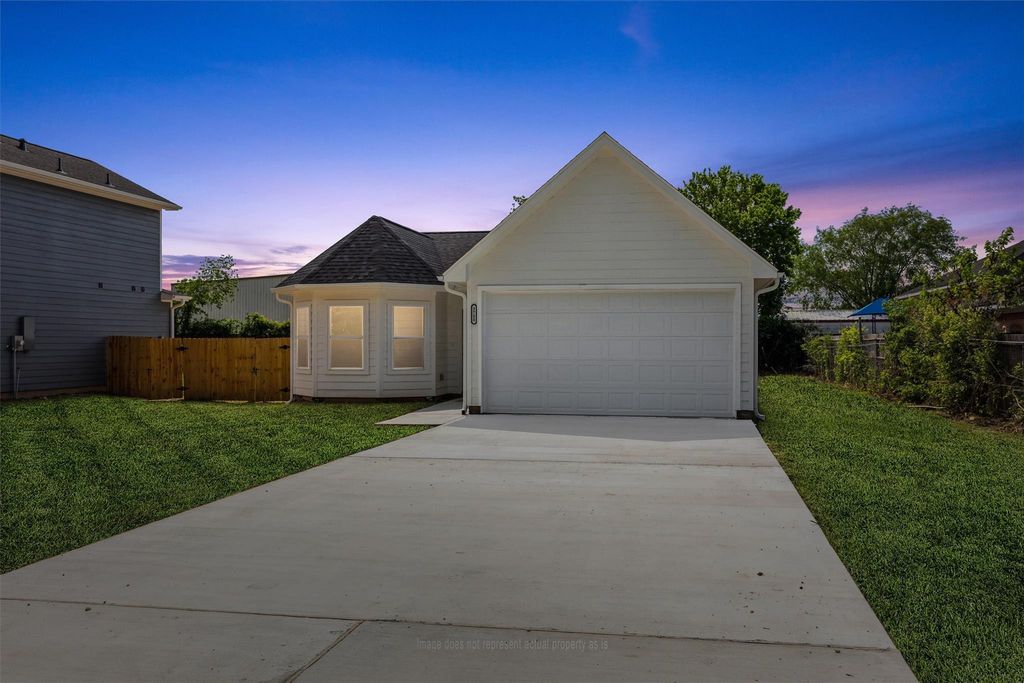 3700 Avenue S Street W, Santa Fe, TX 77510