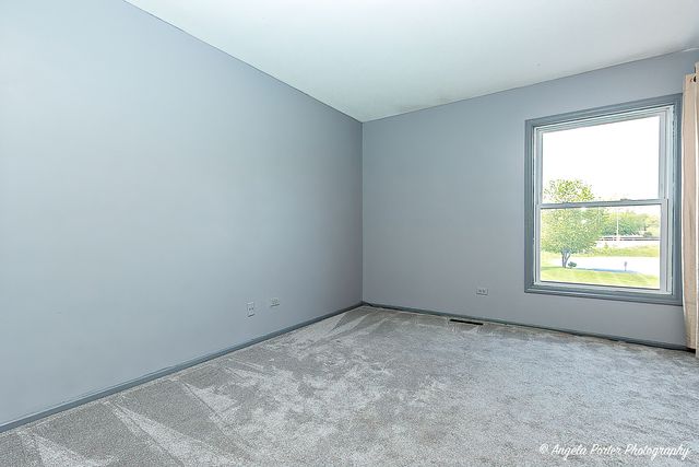 1402 Inverrary Lane 1402, Deerfield, IL 60015