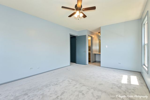 1402 Inverrary Lane 1402, Deerfield, IL 60015