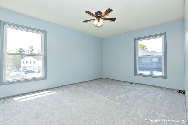 1402 Inverrary Lane 1402, Deerfield, IL 60015