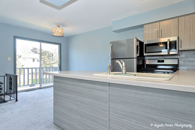 1402 Inverrary Lane 1402, Deerfield, IL 60015