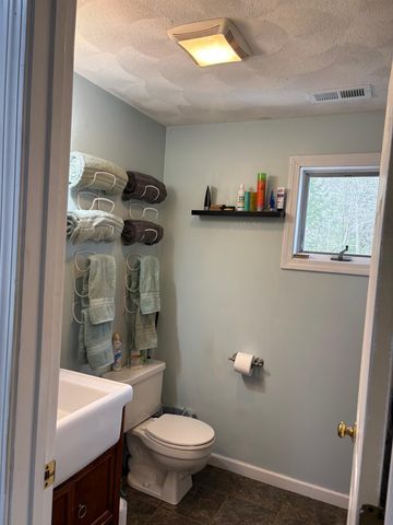 6 S Spaulding Brook Road, Brookline, NH 03033