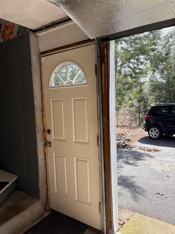 6 S Spaulding Brook Road, Brookline, NH 03033