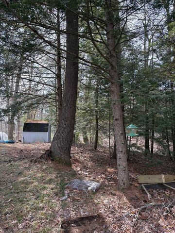 6 S Spaulding Brook Road, Brookline, NH 03033