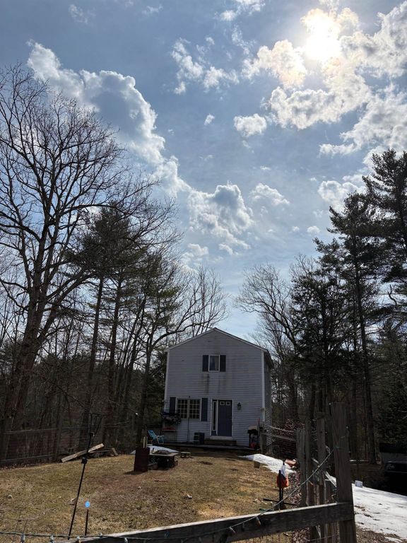 6 S Spaulding Brook Road, Brookline, NH 03033