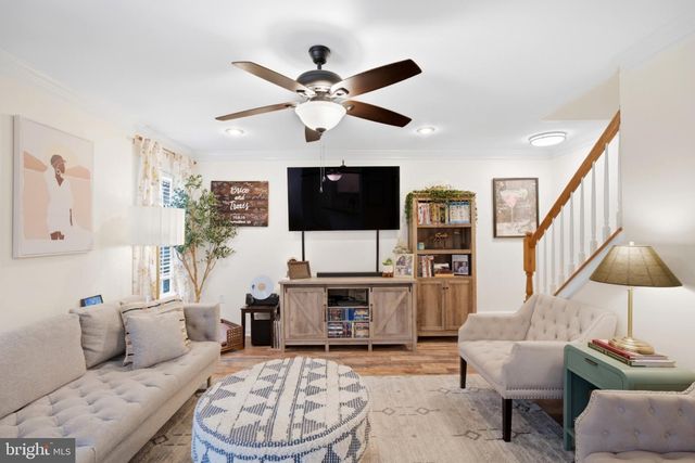 42 CARIB ST, Martinsburg, WV 25405