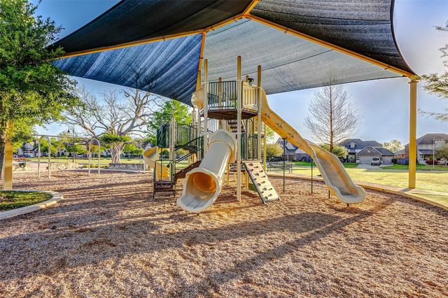 5339 Streamside Trail, Fulshear, TX 77441