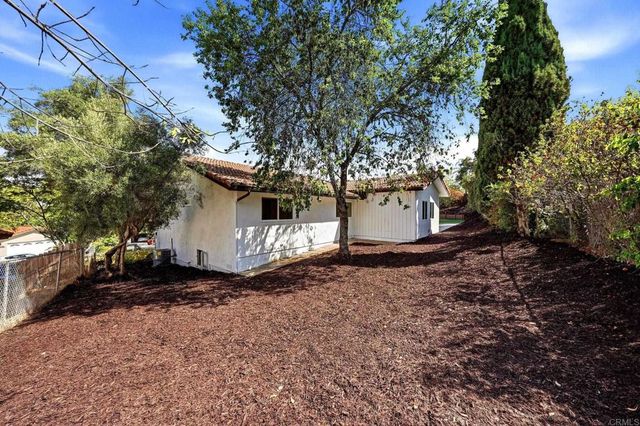 1315 Barbara Drive, Vista, CA 92084