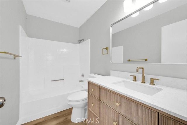 1413 S White Avenue A, Pomona, CA 91766