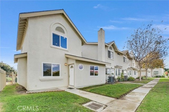 1413 S White Avenue A, Pomona, CA 91766