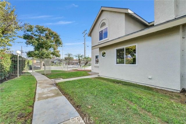 1413 S White Avenue A, Pomona, CA 91766