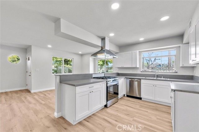 1413 S White Avenue A, Pomona, CA 91766