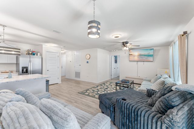 6468 Slabinski Lane, Panama City, FL 32404