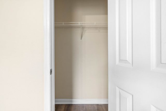 922 Kingsbury Dr Apt B, Clarksville, TN 37040