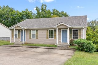 922 Kingsbury Dr Apt B, Clarksville, TN 37040