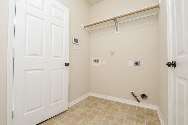 9135 Edgeloch Drive, Spring, TX 77379