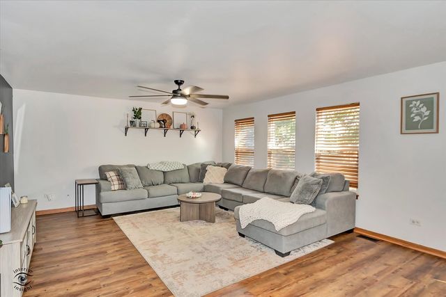 1418 Major Drive, Plainfield, IL 60586