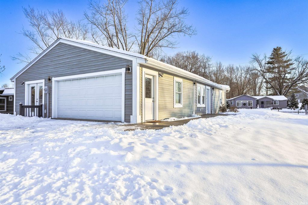 14 EMS C14, Warsaw, IN 46582