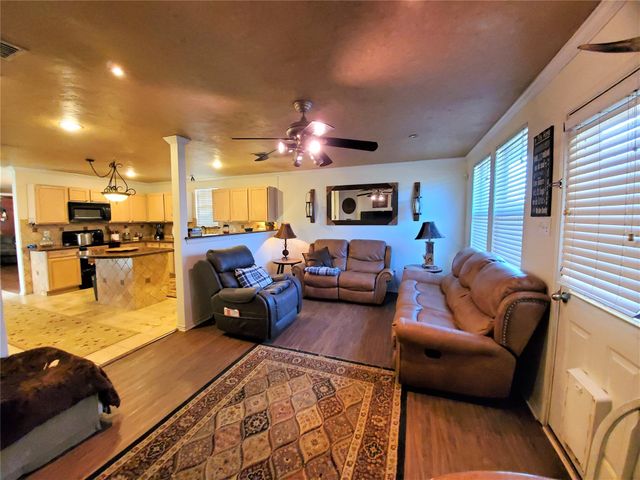 3237 Clydesdale Drive, Denton, TX 76210