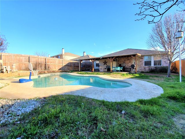 3237 Clydesdale Drive, Denton, TX 76210