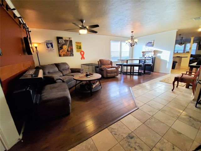 3237 Clydesdale Drive, Denton, TX 76210