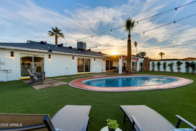 7424 E CAMBRIDGE Avenue, Scottsdale, AZ 85257