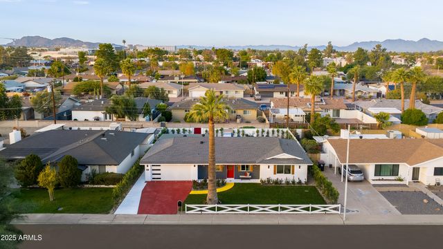 7424 E CAMBRIDGE Avenue, Scottsdale, AZ 85257