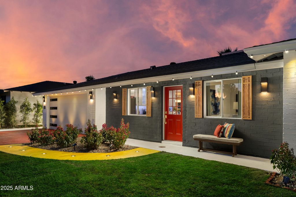 7424 E CAMBRIDGE Avenue, Scottsdale, AZ 85257