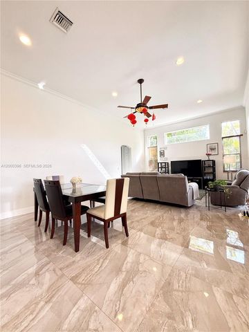 3700 Oak Ridge Ln, Weston, FL 33331