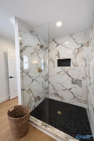 3713 Meadow Wood Circle, Guntersville, AL 35976