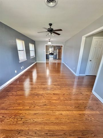 2104 Hillburn Drive, Dallas, TX 75227